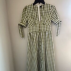 Elegant Olive Checkered Long Sleeve Dress